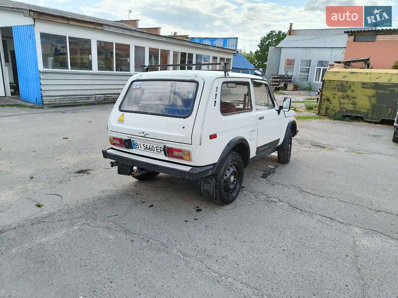 Позашляховик / Кросовер ВАЗ / Lada 2121 Нива 1988 в Полтаві