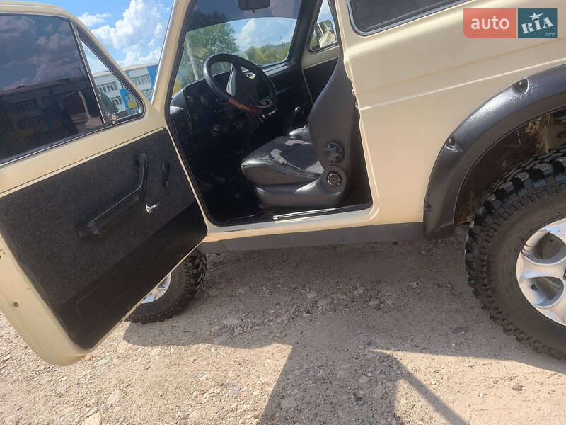 Внедорожник / Кроссовер ВАЗ / Lada 2121 Нива 1988 в Могилев-Подольске фото 22 Внедорожник / Кроссовер ВАЗ / Lada 2121 Нива 1988 в Могилев-Подольске