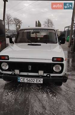 Внедорожник / Кроссовер ВАЗ / Lada 2121 Нива 1992 в Хотине