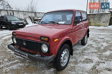 Внедорожник / Кроссовер ВАЗ / Lada 2121 Нива 1985 в Шостке