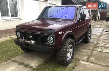 Внедорожник / Кроссовер ВАЗ / Lada 2121 Нива 1994 в Тячеве