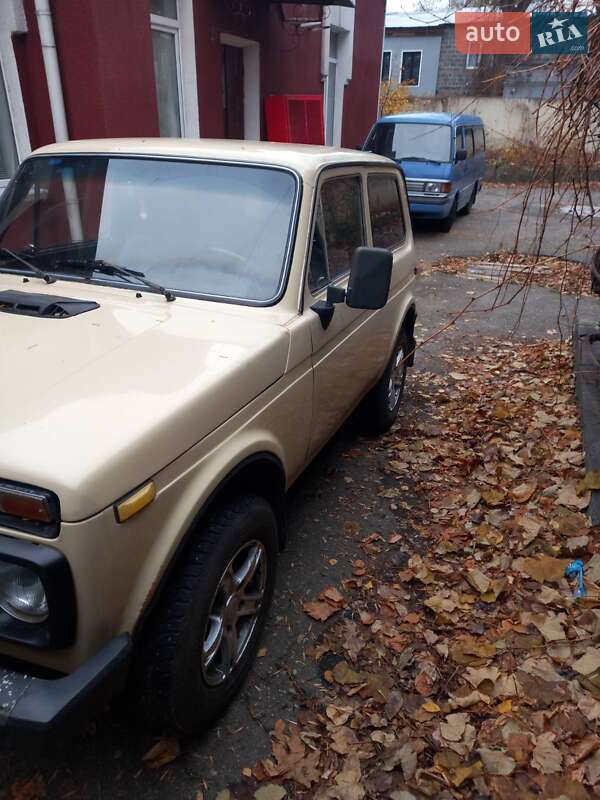 Позашляховик / Кросовер ВАЗ / Lada 2121 Нива 1991 в Харкові
