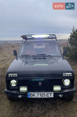 Позашляховик / Кросовер ВАЗ / Lada 2121 Нива 1982 в Рівному