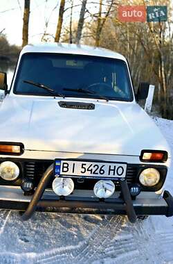 Позашляховик / Кросовер ВАЗ / Lada 2121 Нива 1985 в Гадячі