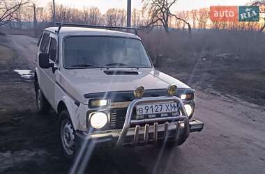 Позашляховик / Кросовер ВАЗ / Lada 2121 Нива 1981 в Ярмолинцях