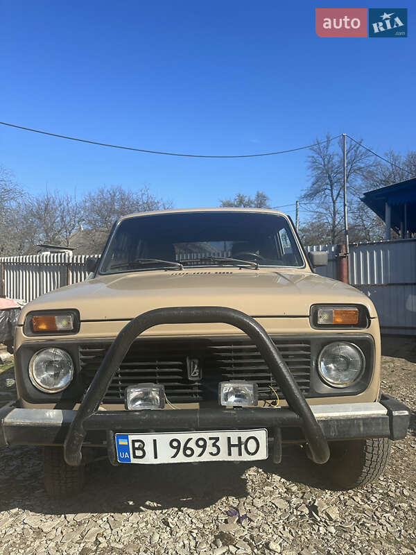 Внедорожник / Кроссовер ВАЗ / Lada 2121 Нива 1989 в Лохвице