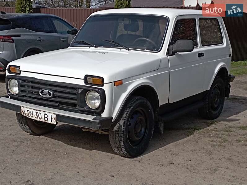 Внедорожник / Кроссовер ВАЗ 2121 Нива 1992 в 