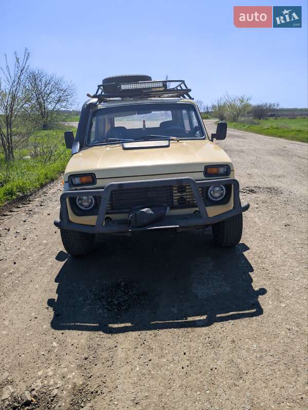 Позашляховик / Кросовер ВАЗ / Lada 2121 Нива 1982 в Запоріжжі