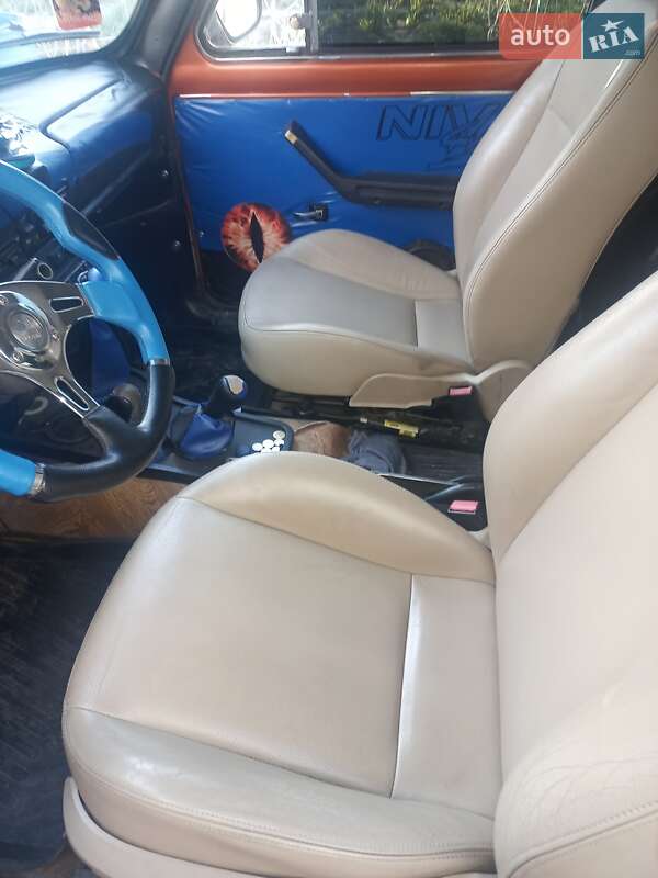 Позашляховик / Кросовер ВАЗ / Lada 2121 Нива 1982 в Краснограді