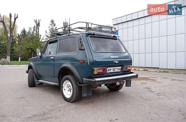 Внедорожник / Кроссовер ВАЗ 2121 Нива 1984 в 