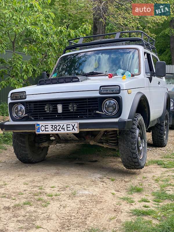 Позашляховик / Кросовер ВАЗ / Lada 2121 Нива 1984 в Вижниці