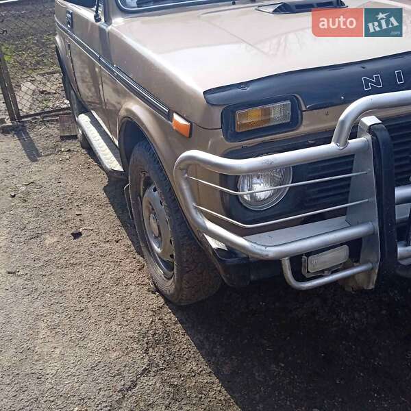 Внедорожник / Кроссовер ВАЗ / Lada 2121 Нива 1990 в Хмельницком фото 3 Внедорожник / Кроссовер ВАЗ / Lada 2121 Нива 1990 в Хмельницком