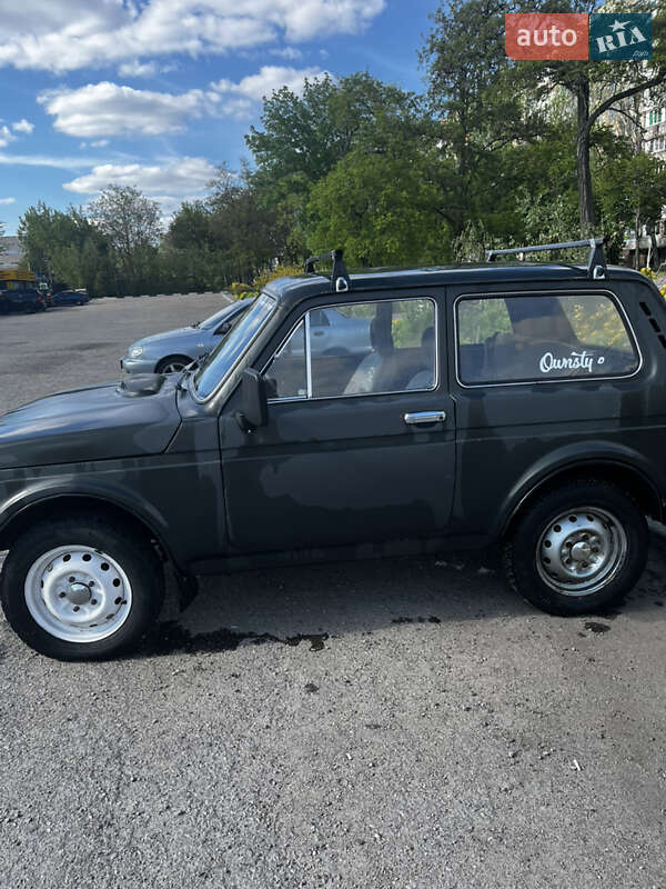 Внедорожник / Кроссовер ВАЗ / Lada 2121 Нива 1992 в Запорожье
