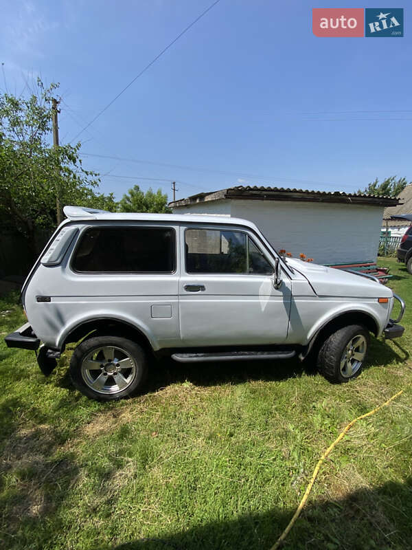 Внедорожник / Кроссовер ВАЗ / Lada 2121 Нива 1993 в Прилуках