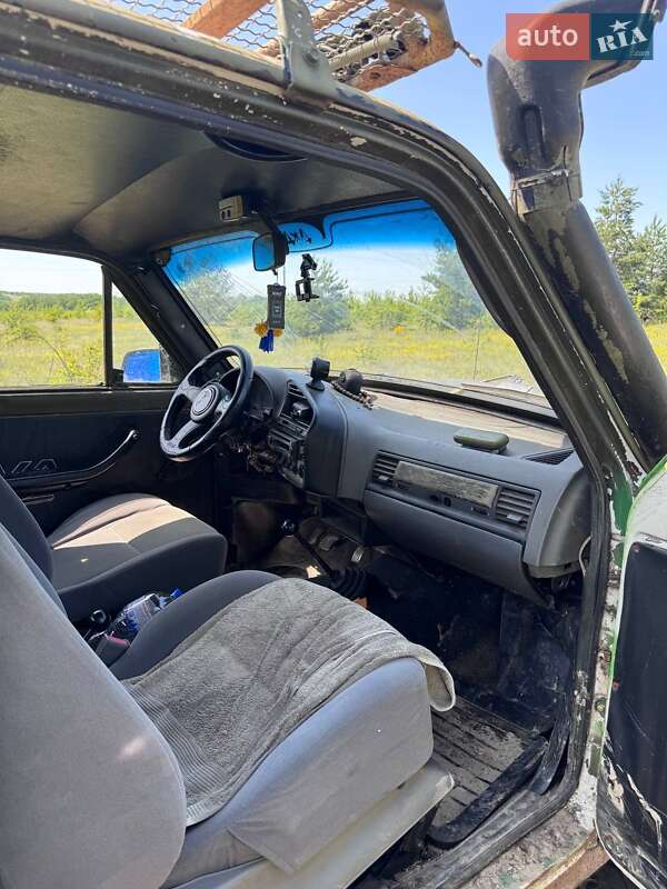 Внедорожник / Кроссовер ВАЗ / Lada 2121 Нива 1988 в Царичанке