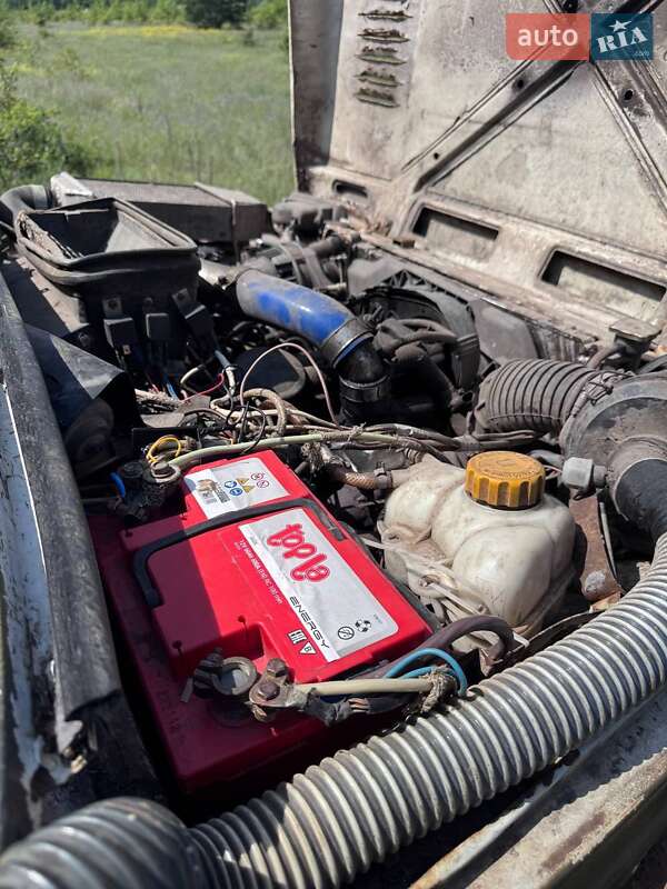 Внедорожник / Кроссовер ВАЗ / Lada 2121 Нива 1988 в Царичанке