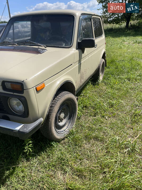 Позашляховик / Кросовер ВАЗ / Lada 2121 Нива 1989 в Тернополі