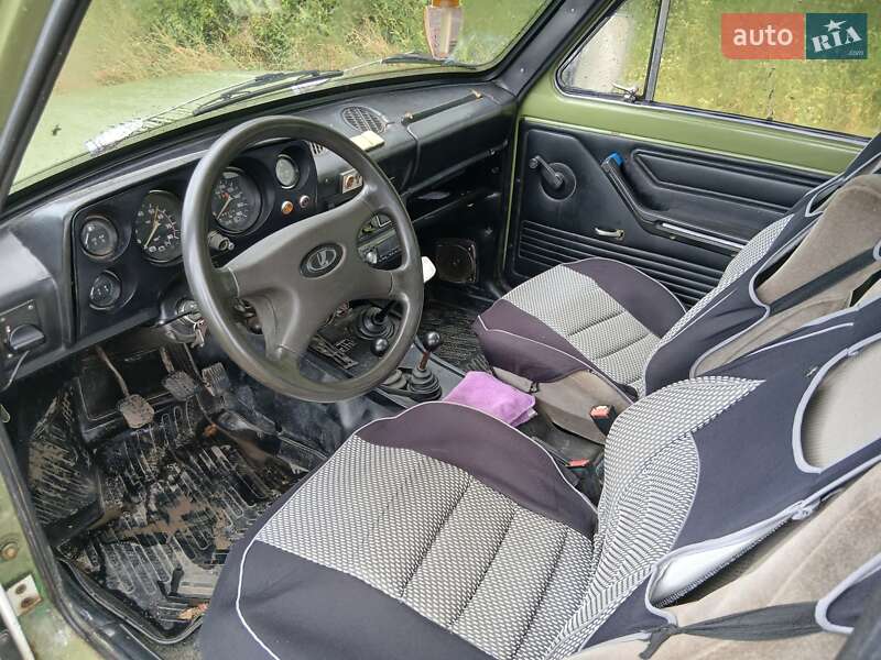Внедорожник / Кроссовер ВАЗ / Lada 2121 Нива 1991 в Хотине