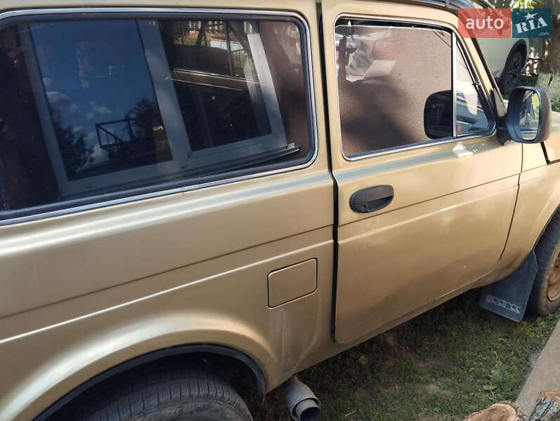 Позашляховик / Кросовер ВАЗ / Lada 2121 Нива 1986 в Полтаві