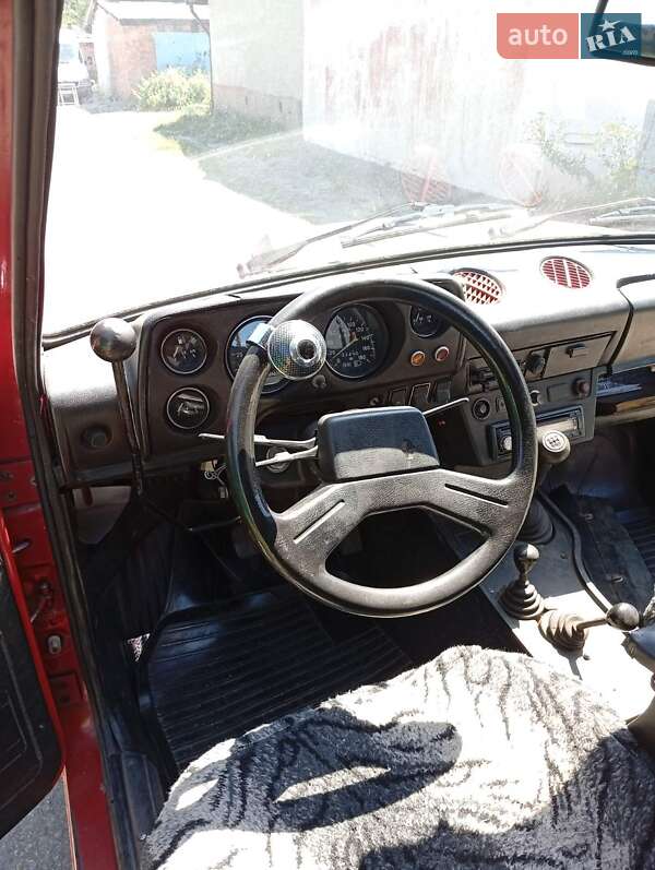 Внедорожник / Кроссовер ВАЗ / Lada 2121 Нива 1991 в Харькове фото 3 Внедорожник / Кроссовер ВАЗ / Lada 2121 Нива 1991 в Харькове