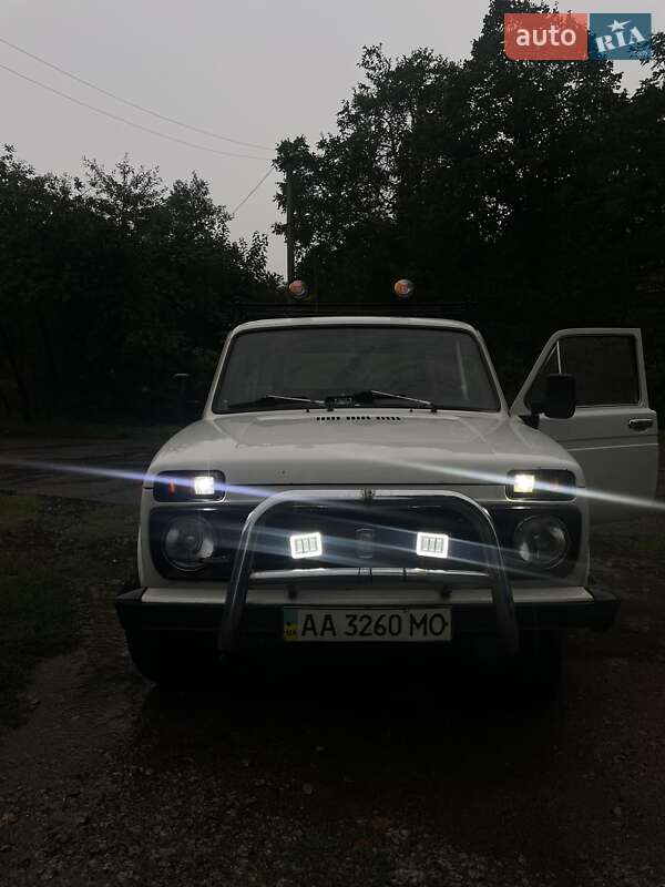 Внедорожник / Кроссовер ВАЗ / Lada 2121 Нива 1989 в Шполе фото 4 Внедорожник / Кроссовер ВАЗ / Lada 2121 Нива 1989 в Шполе