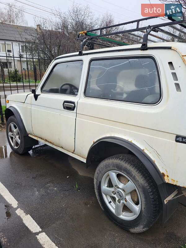 Внедорожник / Кроссовер ВАЗ / Lada 2121 Нива 1992 в Фонтанке фото 10 Внедорожник / Кроссовер ВАЗ / Lada 2121 Нива 1992 в Фонтанке