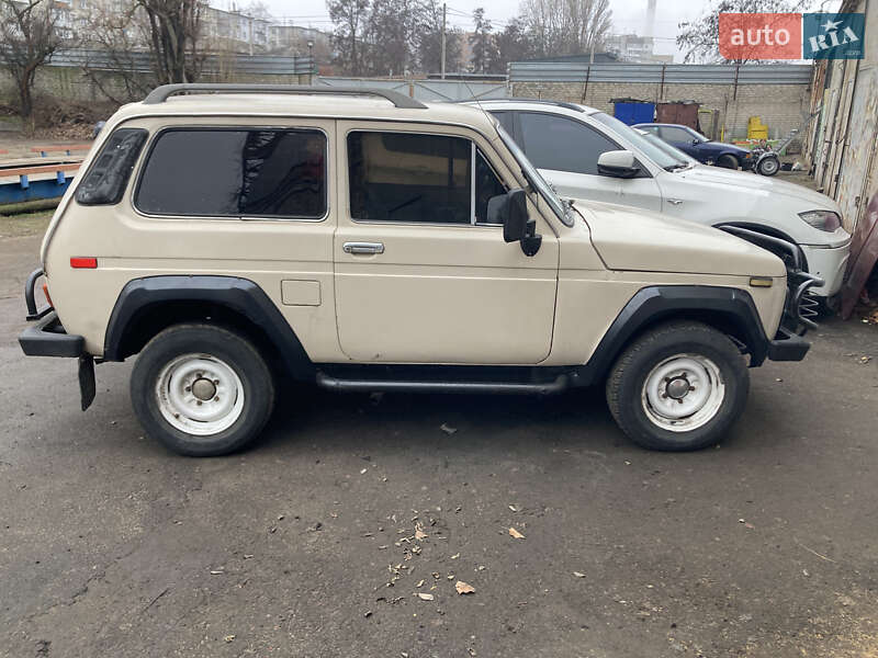 Внедорожник / Кроссовер ВАЗ / Lada 2121 Нива 1991 в Черкассах