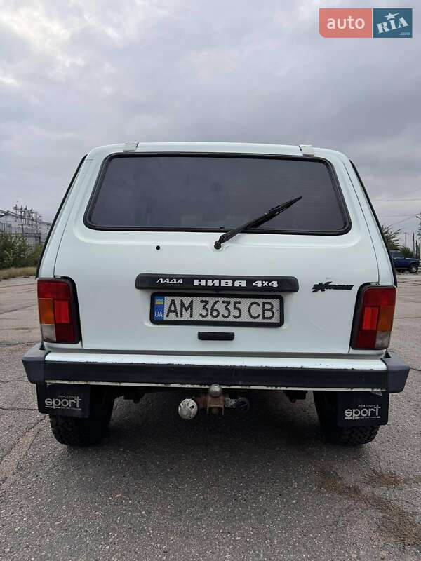 Позашляховик / Кросовер ВАЗ / Lada 2121 Нива 1989 в Попільні