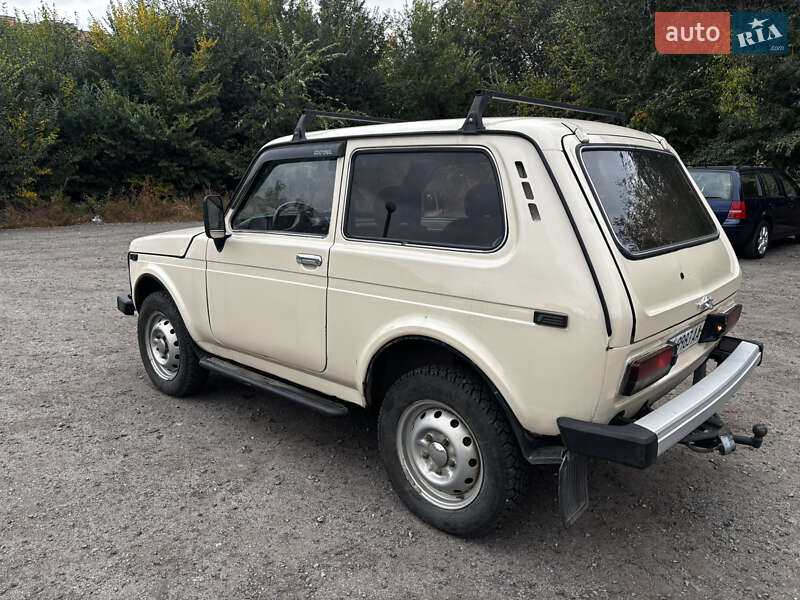 Внедорожник / Кроссовер ВАЗ / Lada 2121 Нива 1984 в Полтаве фото 7 Внедорожник / Кроссовер ВАЗ / Lada 2121 Нива 1984 в Полтаве
