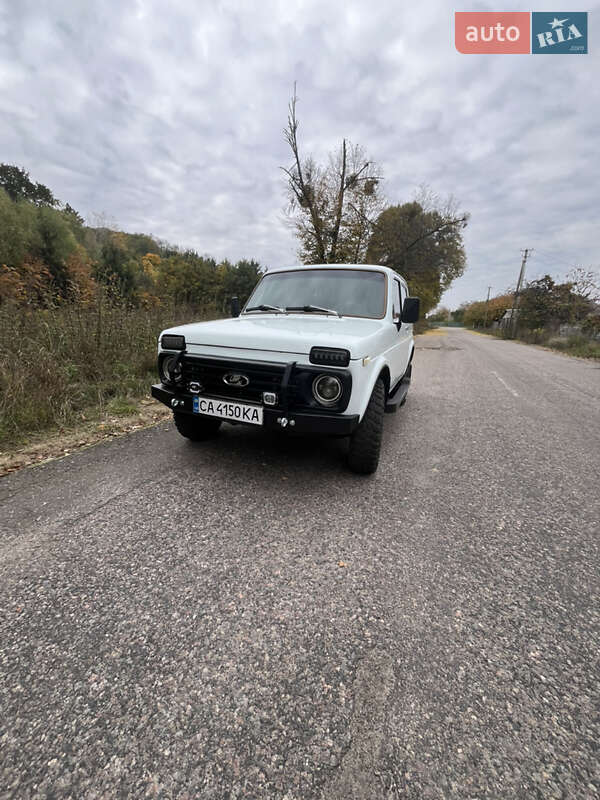 Позашляховик / Кросовер ВАЗ / Lada 2121 Нива 1989 в Черкасах