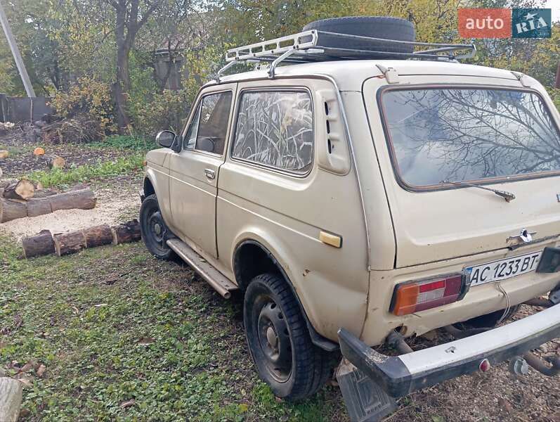 Внедорожник / Кроссовер ВАЗ / Lada 2121 Нива 1988 в Горохове фото 5 Внедорожник / Кроссовер ВАЗ / Lada 2121 Нива 1988 в Горохове