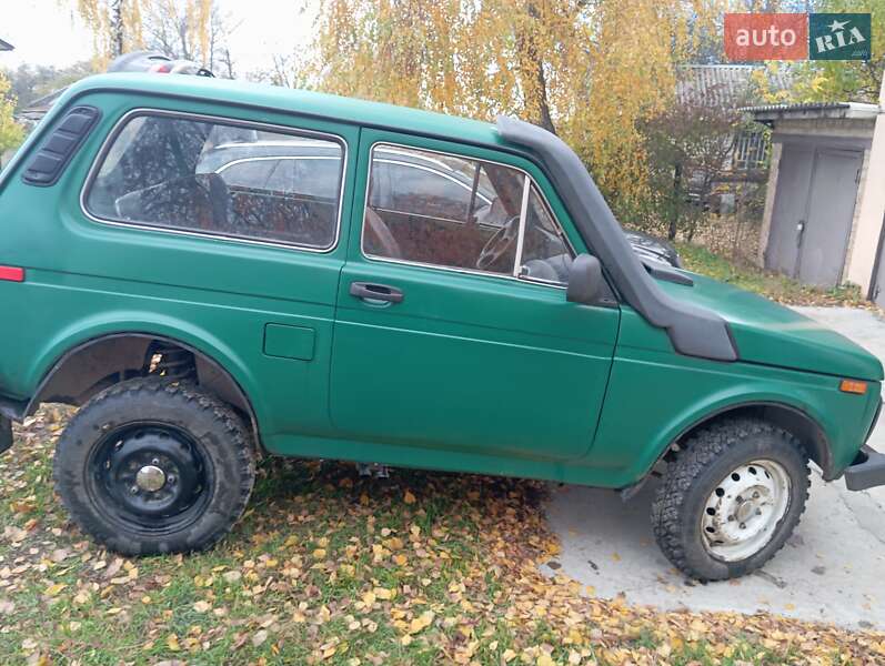 Внедорожник / Кроссовер ВАЗ / Lada 2121 Нива 1986 в Броварах фото 4 Внедорожник / Кроссовер ВАЗ / Lada 2121 Нива 1986 в Броварах