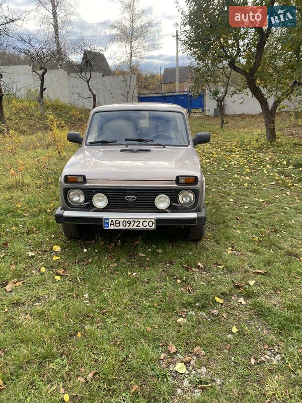 Позашляховик / Кросовер ВАЗ / Lada 2121 Нива 1986 в Жмеринці