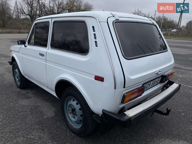 Внедорожник / Кроссовер ВАЗ / Lada 2121 Нива 1992 в Новомосковске фото 7 Внедорожник / Кроссовер ВАЗ / Lada 2121 Нива 1992 в Новомосковске