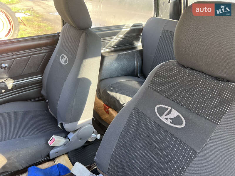 Внедорожник / Кроссовер ВАЗ / Lada 2121 Нива 1992 в Врадиевке фото 4 Внедорожник / Кроссовер ВАЗ / Lada 2121 Нива 1992 в Врадиевке