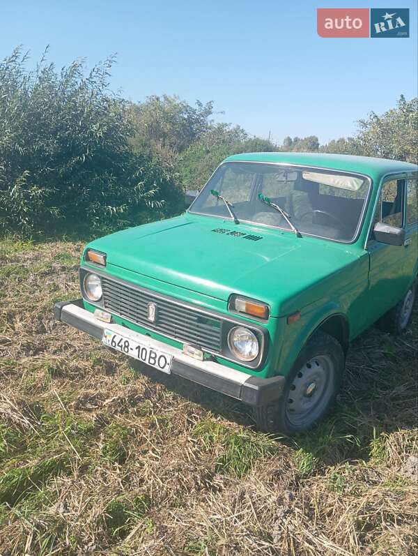 Позашляховик / Кросовер ВАЗ / Lada 2121 Нива 1981 в Нововолинську
