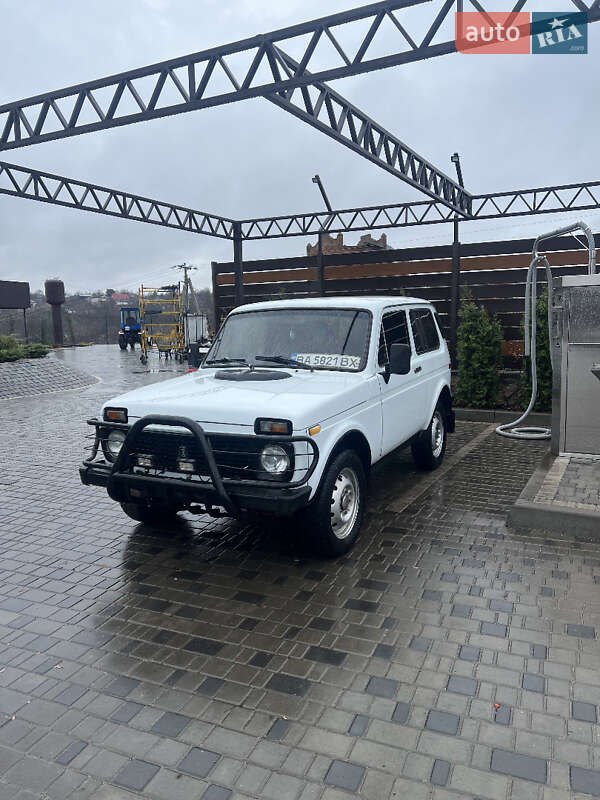 Внедорожник / Кроссовер ВАЗ / Lada 2121 Нива 1988 в Новоукраинке