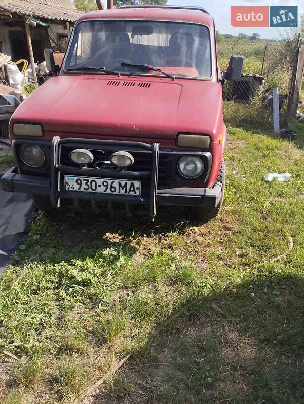 Внедорожник / Кроссовер ВАЗ / Lada 2121 Нива 1981 в Пирятине