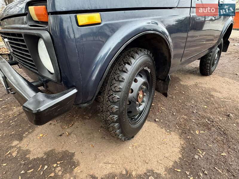 Позашляховик / Кросовер ВАЗ / Lada 2121 Нива 1990 в Прилуках
