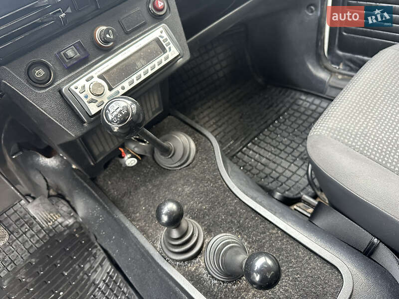 Внедорожник / Кроссовер ВАЗ / Lada 2121 Нива 1988 в Харькове