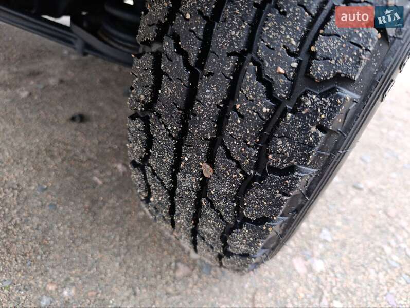 Внедорожник / Кроссовер ВАЗ / Lada 2121 Нива 1992 в Черкассах фото 13 Внедорожник / Кроссовер ВАЗ / Lada 2121 Нива 1992 в Черкассах