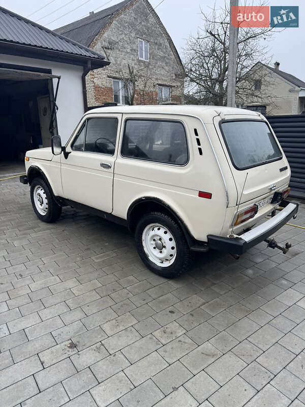 Внедорожник / Кроссовер ВАЗ / Lada 2121 Нива 1986 в Золочеве фото 6 Внедорожник / Кроссовер ВАЗ / Lada 2121 Нива 1986 в Золочеве
