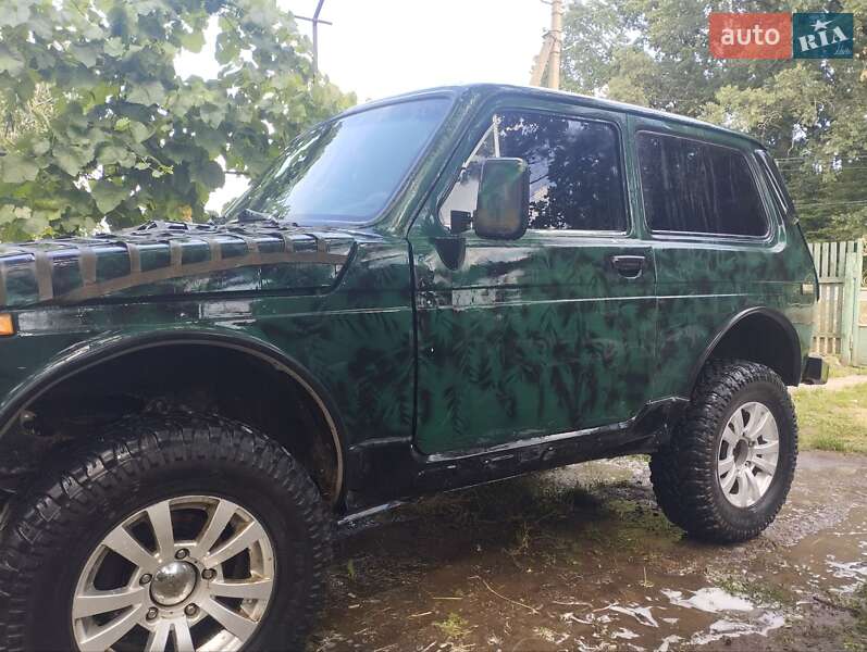 Позашляховик / Кросовер ВАЗ / Lada 2121 Нива 1983 в Тростянці фото 2 Позашляховик / Кросовер ВАЗ / Lada 2121 Нива 1983 в Тростянці