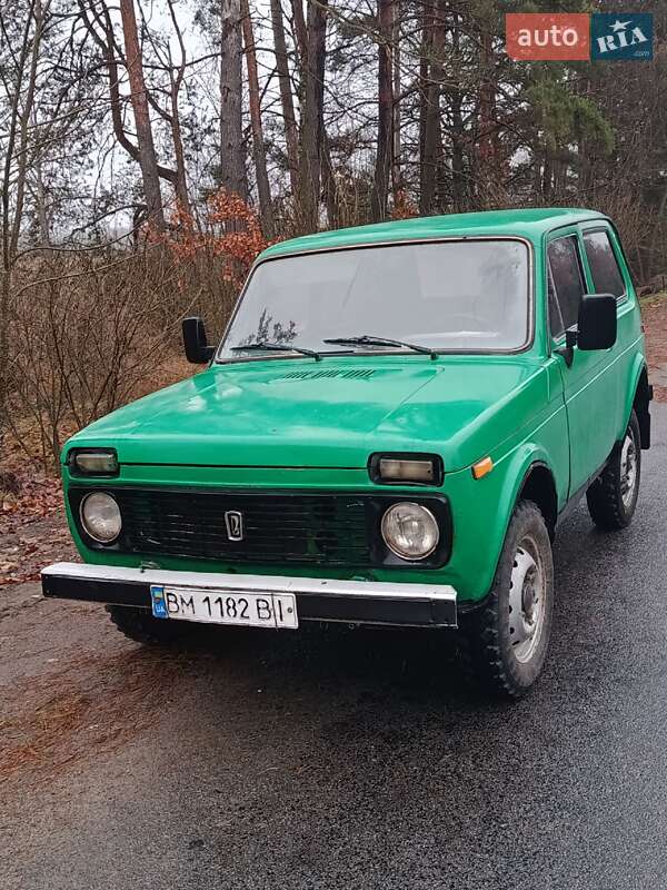 Позашляховик / Кросовер ВАЗ / Lada 2121 Нива 1983 в Шостці