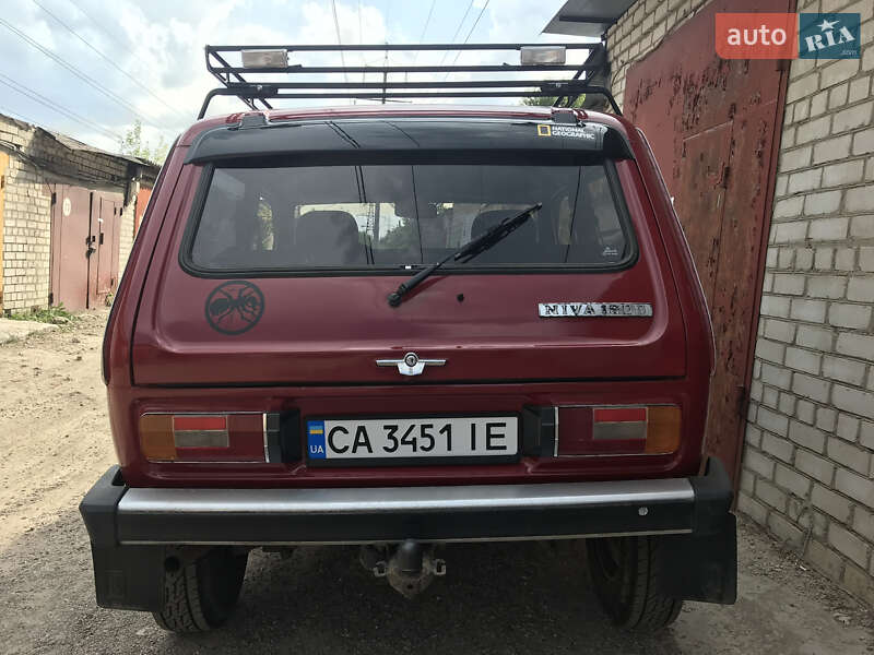 Позашляховик / Кросовер ВАЗ / Lada 2121 Нива 1990 в Черкасах