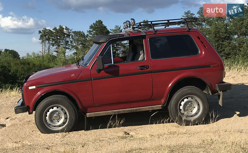 Позашляховик / Кросовер ВАЗ / Lada 2121 Нива 1990 в Черкасах