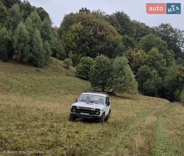 ВАЗ / Lada 2121 Нива 1986 ВАЗ / Lada 2121 Нива 1986