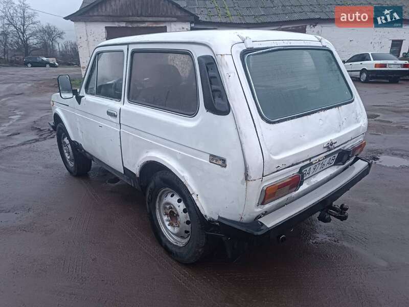 Позашляховик / Кросовер ВАЗ / Lada 2121 Нива 1988 в Новоукраїнці