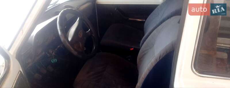 Позашляховик / Кросовер ВАЗ / Lada 2121 Нива 1992 в Пирятині