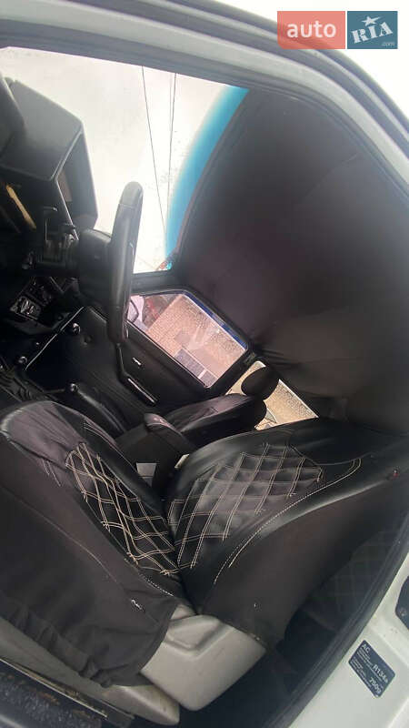 Внедорожник / Кроссовер ВАЗ / Lada 2121 Нива 1992 в Бучаче фото 11 Внедорожник / Кроссовер ВАЗ / Lada 2121 Нива 1992 в Бучаче